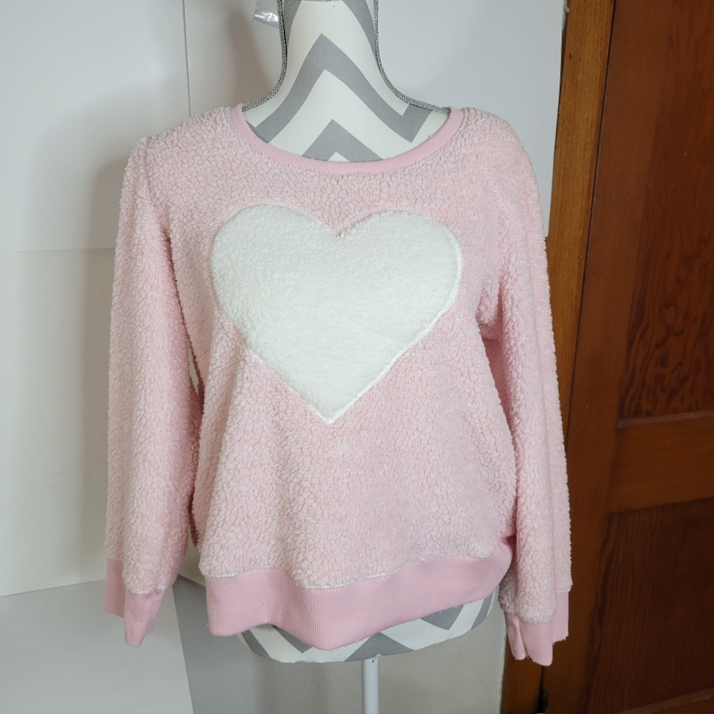 Womens Jaclyn Intimates pink furry top with furry Heart size Large